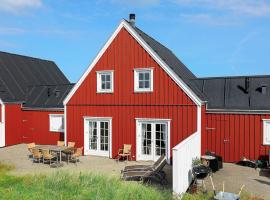 6 person holiday home in Blokhus-By Traum, hotel i Blokhus