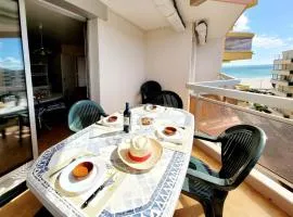 Canet-en-Roussillon T3, 5e étage, vue mer et Canigou - FR-1-794-113