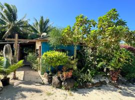 FARE Tatahi, beach hotel in Parea