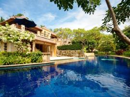 Pool Villa Merumatta Senggigi，聖吉吉的飯店