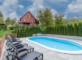 Heated Pool Chalet Zavrh 1 - Happy Rentals