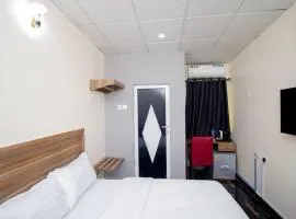 LINKS Bed and Breakfast