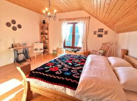 Casa din Cucă, hotel a Cornereva