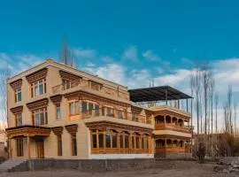 Hotel Sindhu