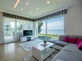 MyFlat Casa Luxury Apartment