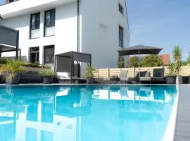 Kracher Hotel Doppelzimmer - inklusive Pool