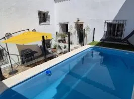 La Fresquita, Castaño del Robledo