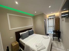 HOTEL EMANUEL, ξενοδοχείο σε Vorë