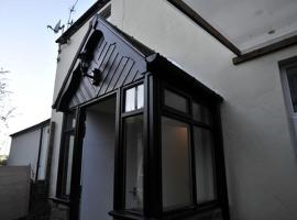 Hoppers Cottage Guest House, къща за гости в Гейтсхед