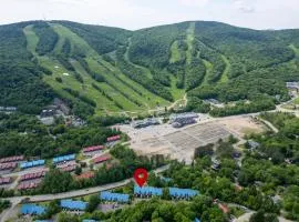 Superbe condo face aux pentes de ski Stoneham!!!