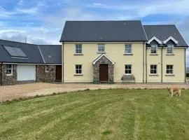 Pylewell Farm Rhossili, comfortable pet friendly couples getaway