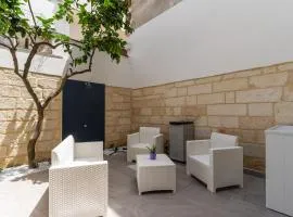 Casa Chiaraluna by BarbarHouse