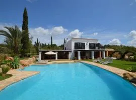 Villa San Rafael 159