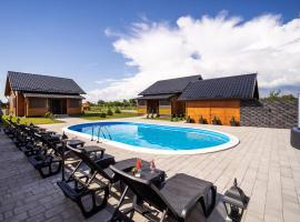 Awesome Home In Bilje With Outdoor Swimming Pool, villa i Bilje