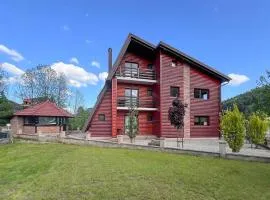5 Bedroom Amazing Home In Jasenak