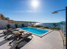 Beautiful Apartment In Rovanjska