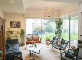 NEW Stylish Modern Home 15-min From City Center!