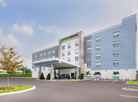 Holiday Inn Express & Suites Tampa Stadium - Airport Area, an IHG Hotel, hotell Tampas