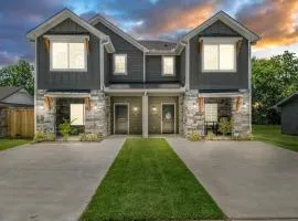 The Rose Retreat - Walk to the Broken Arrow Rose District