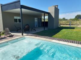 Complejo Ñata Casa, hotel in Gualeguay