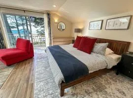 Ocean Front, Agate at Oregon House, Stairs to the Beach!