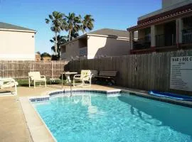 Mar Y Sol #6 LUXURIOUS CONDO 3 minute walk to beach access