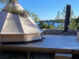 H&auml;rligt privat Glamping med bastut&auml;lt, glamping en F&ouml;gl&ouml;