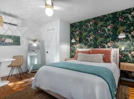 Stonewall Bungalow 2 - Sleeps 2
