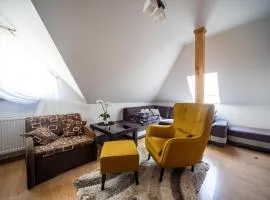 Apartament II-poziomowy POBIEROWO nam morzem