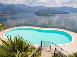 Dante with spacious balcony and Lake view
