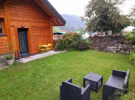 Demi-chalet à la montagne、Chevenozのホテル