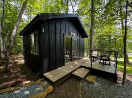 Couples Glamping Cabin-Lazy Bear at Valley Bear Farms Resort