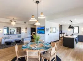 Designers Delight 3 BR w Pool Gym Tennis Courts