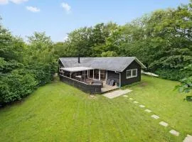 Nice Home In Hemmet With Kitchen