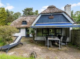 2 Bedroom Pet Friendly Home In Glesborg, ξενοδοχείο σε Glesborg