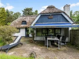 2 Bedroom Pet Friendly Home In Glesborg