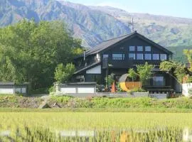 大観峰と阿蘇山を望む!!二棟のプレミアム古民家宿