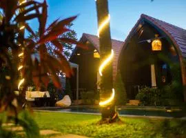 Villa Lumbung Sari - Tropical Balinese Experience
