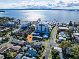 Resthaven 3b Messines Street, hotel v destinaci Shoal Bay