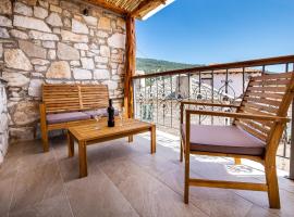 Theros Easy Living, hotel in Theologos