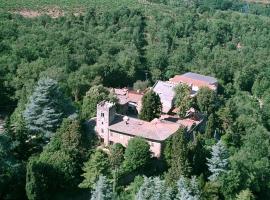 Agriturismo Castello Di Querceto, hotel v destinaci Lucolena in Chianti