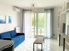 Zaffiro by Ermosa - a 300 m dal mare