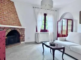 Iris House