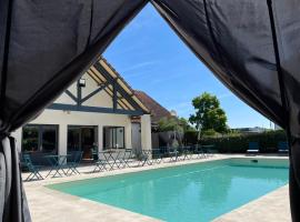 Hôtel Le Roxane, hotel v destinaci Bergerac