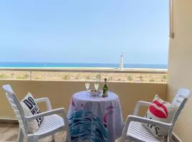Starfish Home, AWESOME VIEWS, FREE WIFI & NETFLIX