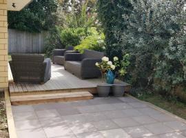 Holiday Home on Levers, hotel v destinaci Tauranga