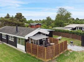 2 Bedroom Gorgeous Home In Nakskov, seoska kuća u gradu Nakskov