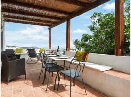 Stunning Home In Pantelleria With Wifi, 3-stjernet hotel i Pantelleria