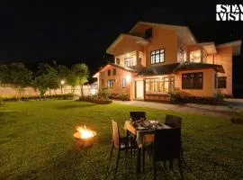 StayVista at Thangsing Farmhouse 4 BHK Pahadi villa with Gazebo, Indoor-Outdoor Games near Sikkim