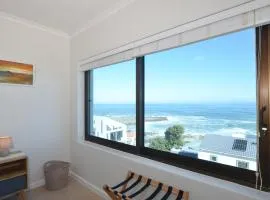 Seaforever Apartment